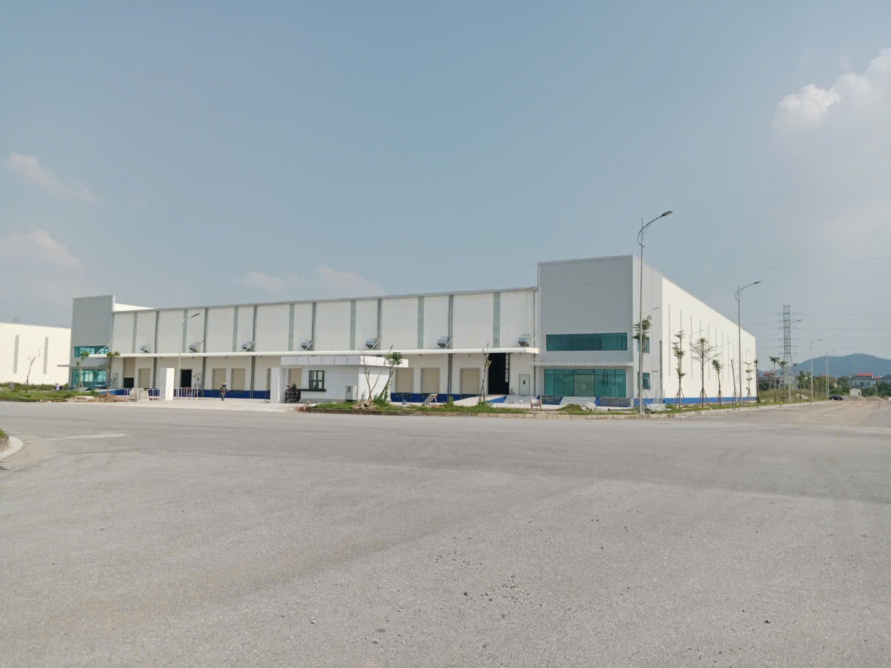 Thi công nhà xưởng Trung tâm Logistics Quốc tế KN02